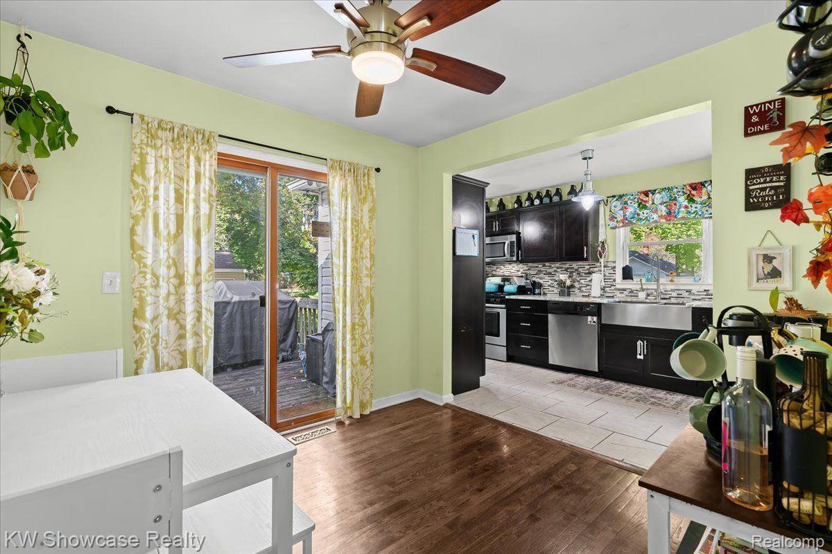 6402 Logan Road Waterford, MI 48329 - Photo 14 of 27 Gallery Image 14