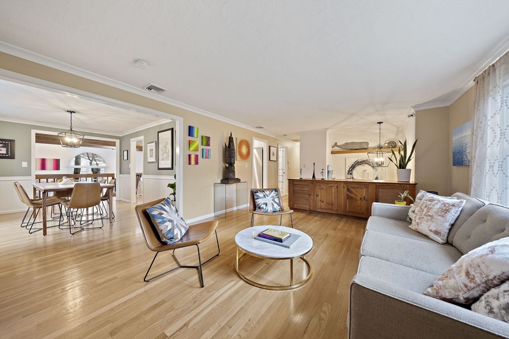 20 Trayer Road Canton, MA 02021 - Photo 8 of 29