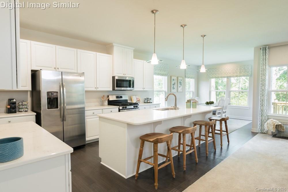 12141 Kenmare Crossing Road, Unit 41 Davidson, NC 28036 - Photo 4 of 13 Gallery Image 4
