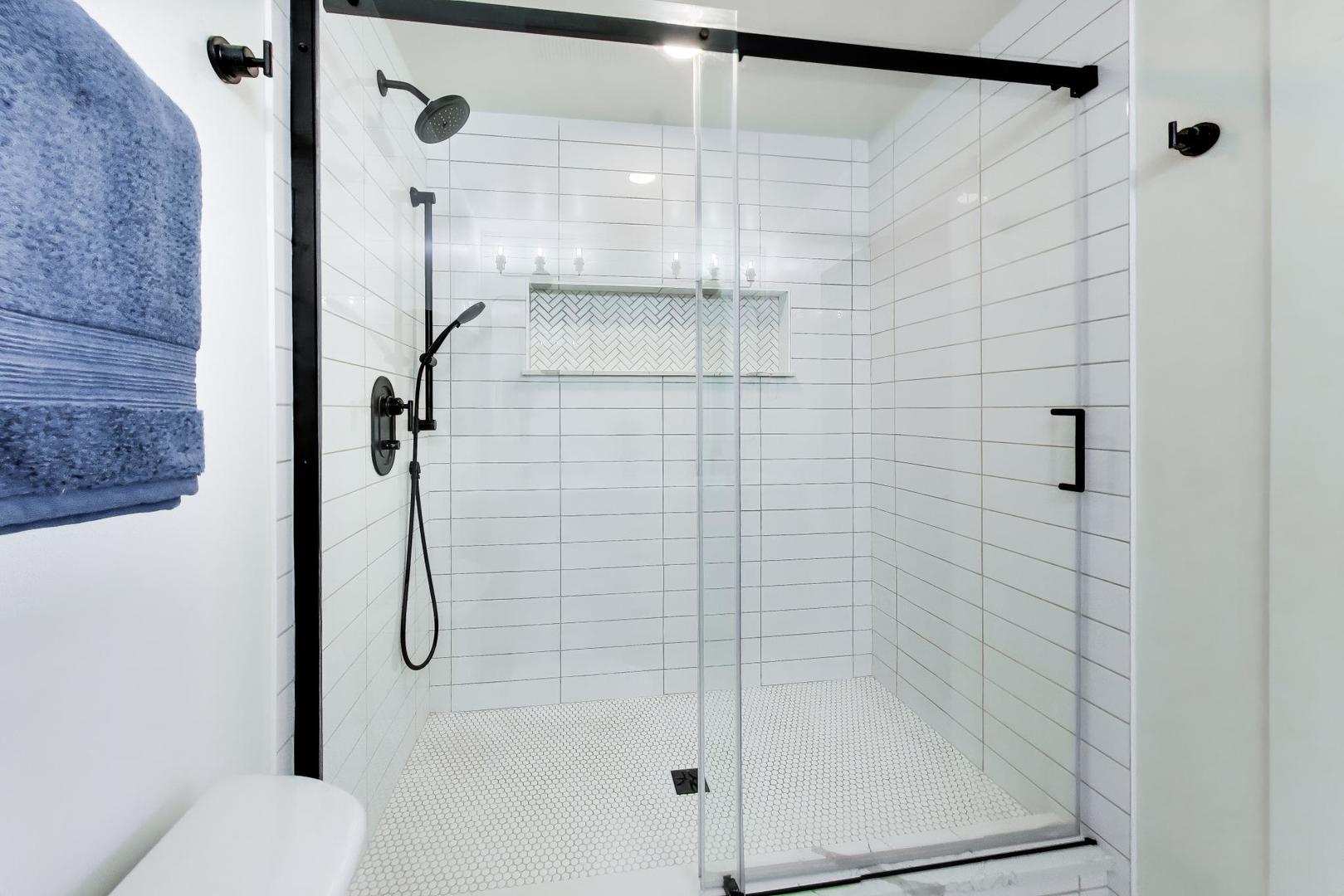 6 South Laflin Street, Unit 301 Chicago, IL 60607 - Photo 21 of 33 Gallery Image 21