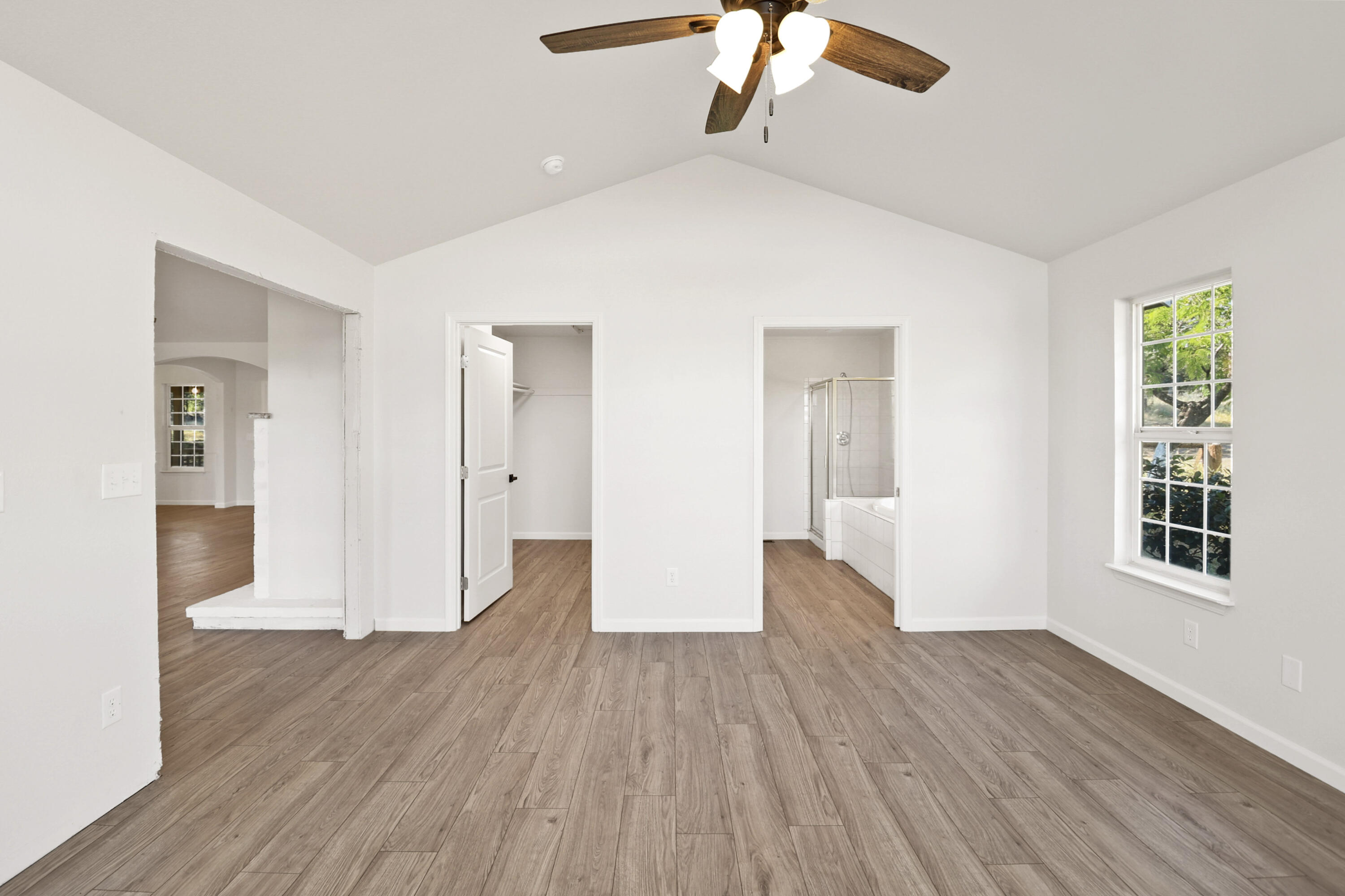 13360 Oak Run Road Oak Run, CA 96069 - Photo 16 of 33 23-10