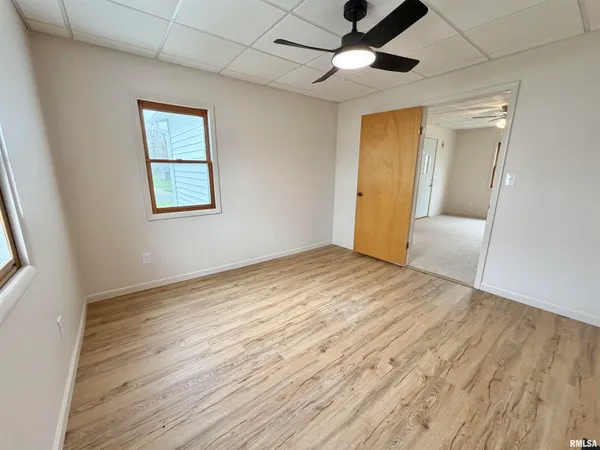 $84,900 | 840 East 4th Street, Galesburg, IL 61401