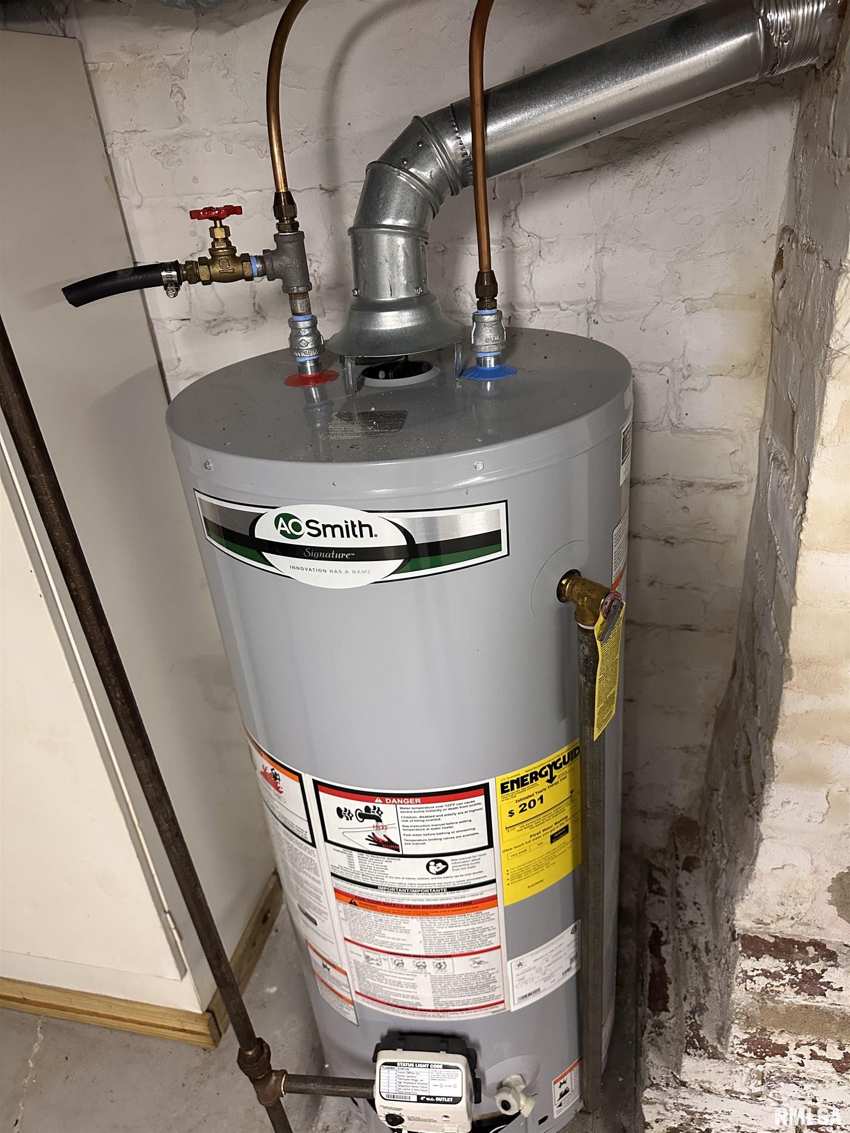 840 East 4th Street Galesburg, IL 61401 - Photo 19 of 27