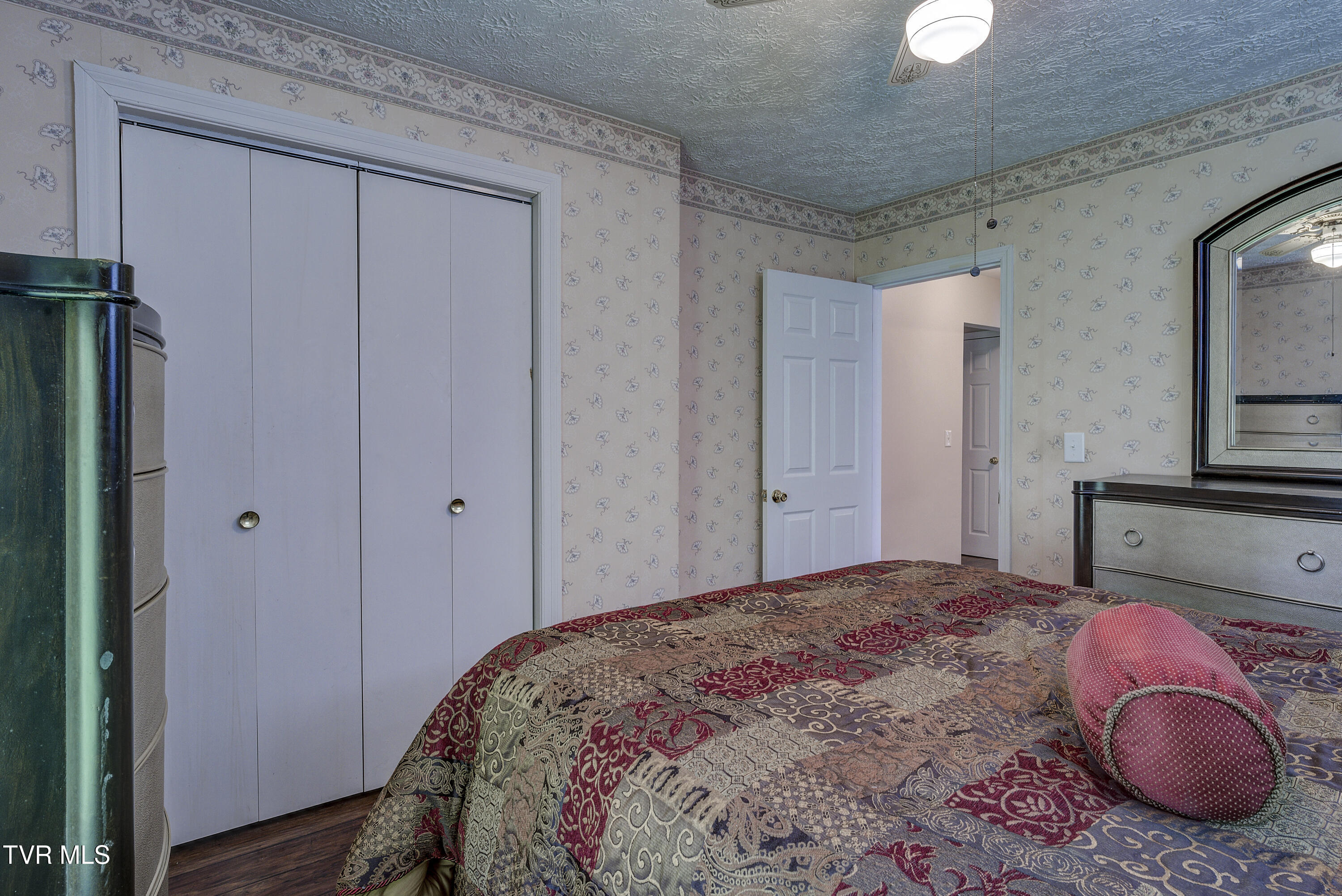1290 Mott Branch Road Vansant, VA 24656 - Photo 32 of 62 Mott--15