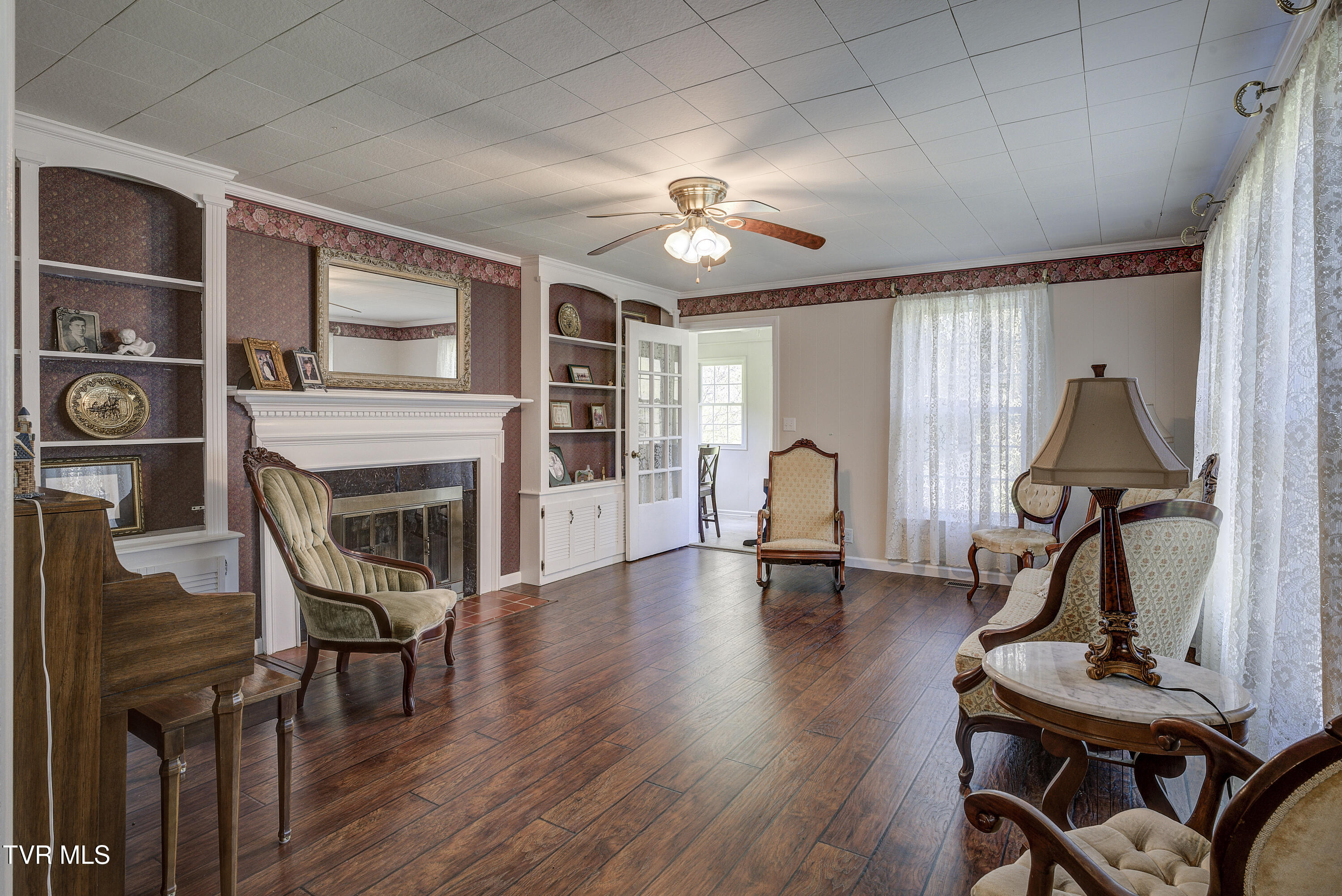 1290 Mott Branch Road Vansant, VA 24656 - Photo 33 of 62 Mott--16