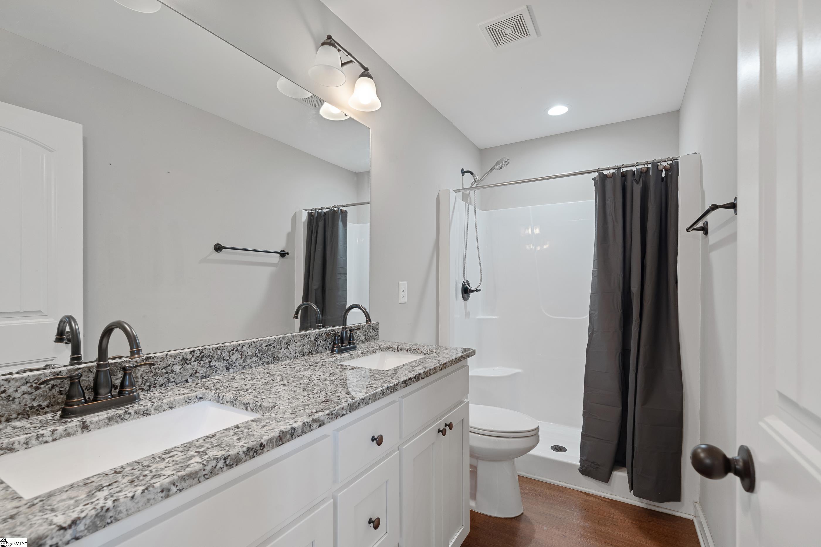 301 Metric Road Laurens, SC 29360 - Photo 15 of 22 Gallery Image 15