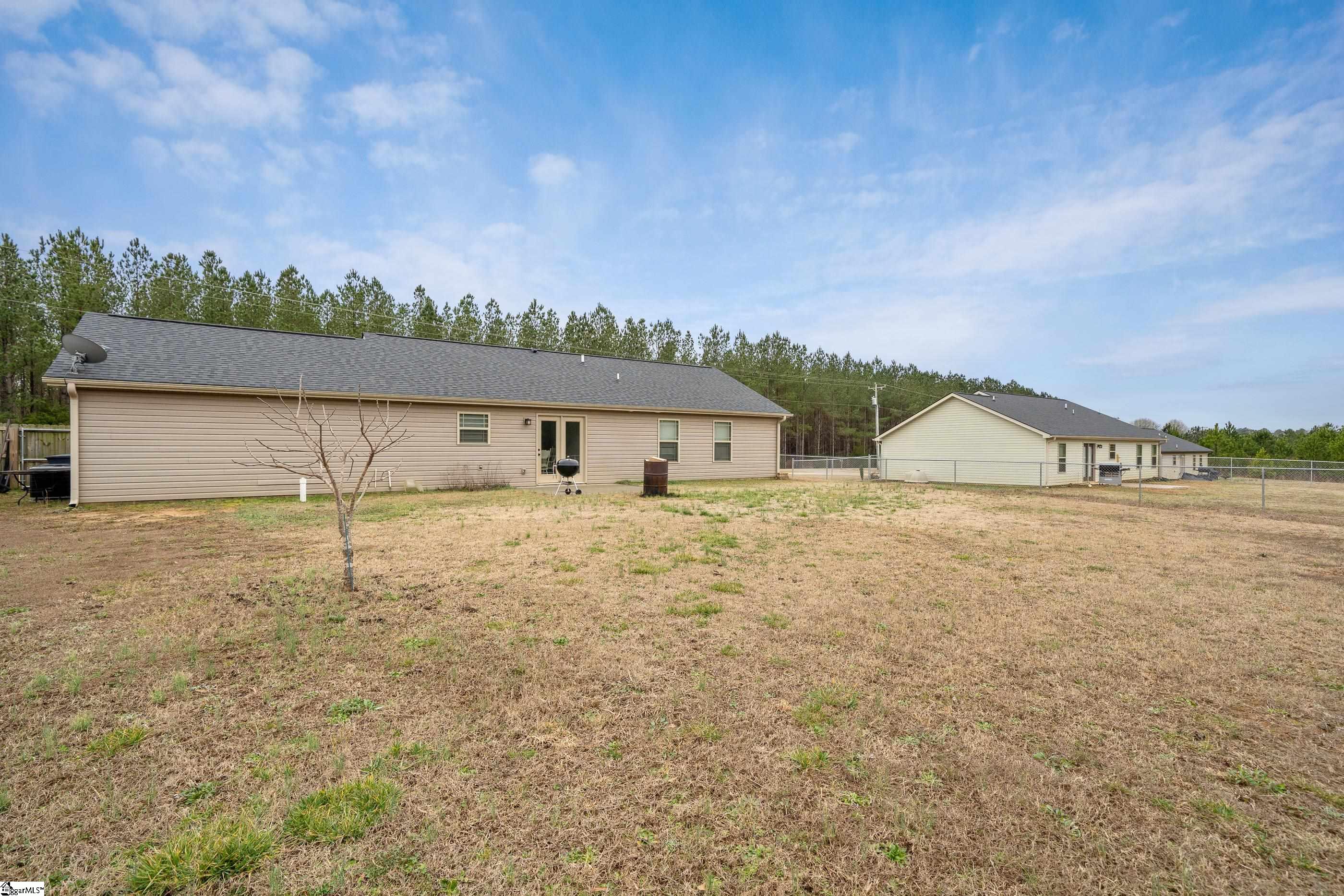301 Metric Road Laurens, SC 29360 - Photo 20 of 22 Gallery Image 20