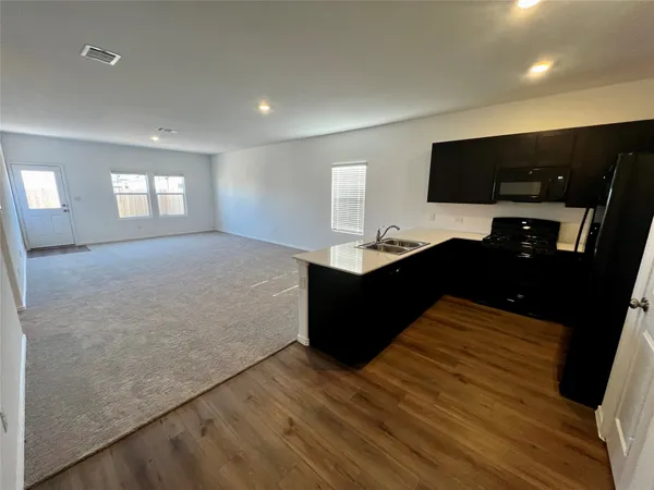 $1,750 | 2400 Fullmoon Drive, Lockhart, TX 78644