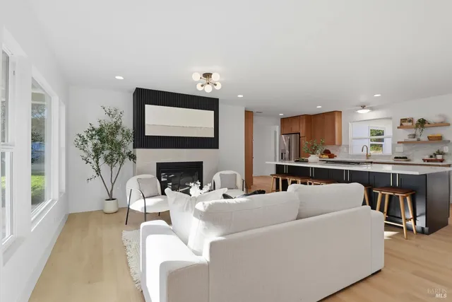 $1,349,000 | 791 Storybook Court, Novato, CA 94947