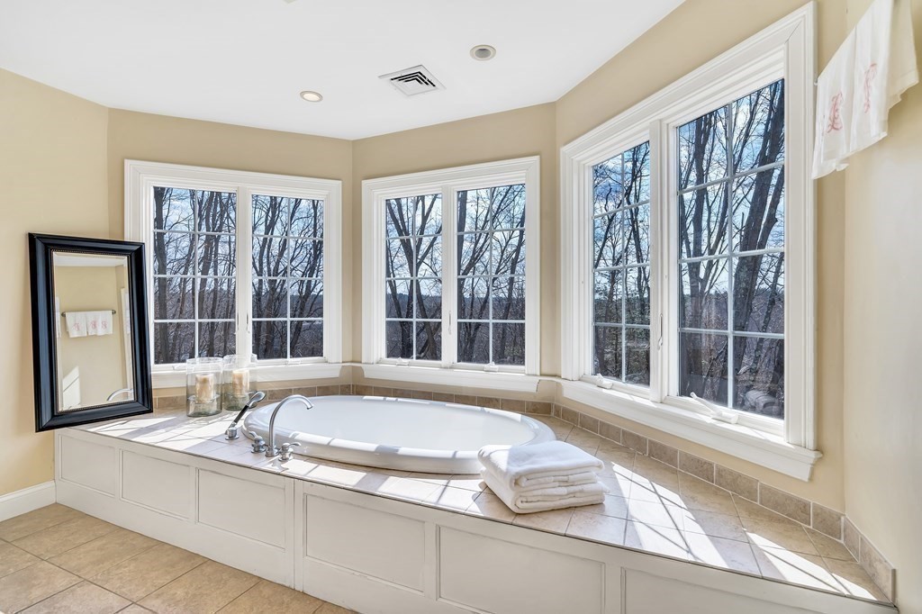 109 Old Stow Road Concord, MA 01742 - Photo 15 of 26 Gallery Image 15