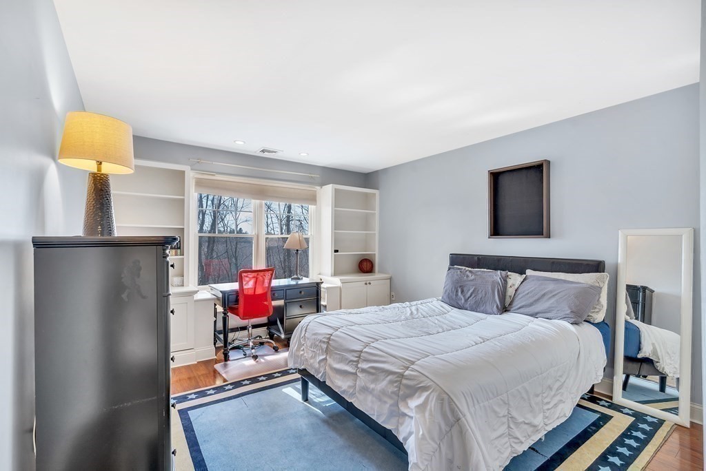 109 Old Stow Road Concord, MA 01742 - Photo 18 of 26 Gallery Image 18