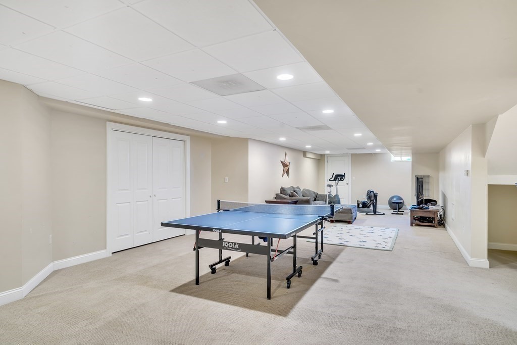 109 Old Stow Road Concord, MA 01742 - Photo 20 of 26 Gallery Image 20