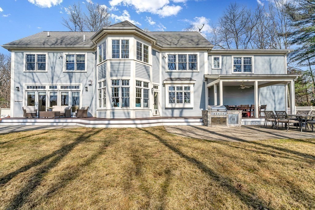 109 Old Stow Road Concord, MA 01742 - Photo 21 of 26 Gallery Image 21