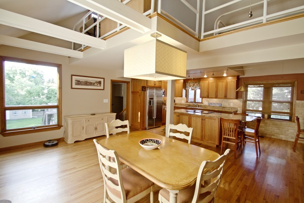18 Schooner Ridge Marblehead, MA 01945 - Photo 3 of 25