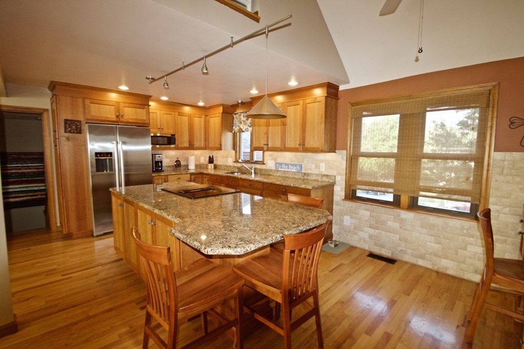 18 Schooner Ridge Marblehead, MA 01945 - Photo 5 of 25