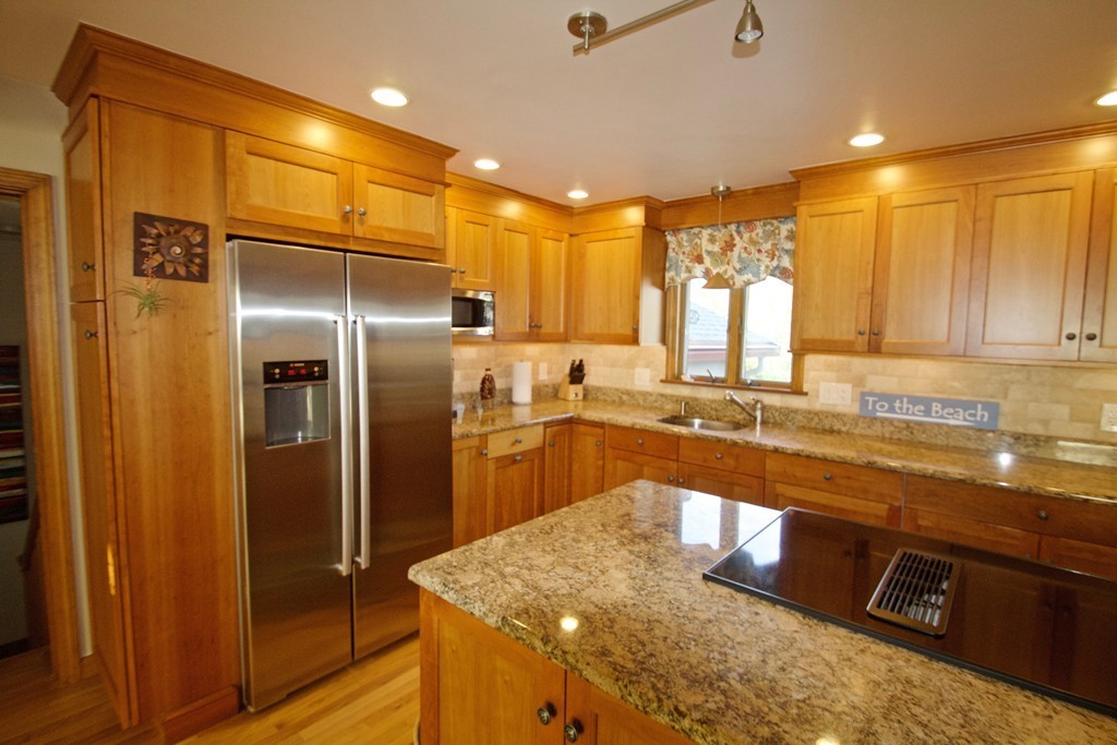 18 Schooner Ridge Marblehead, MA 01945 - Photo 8 of 25