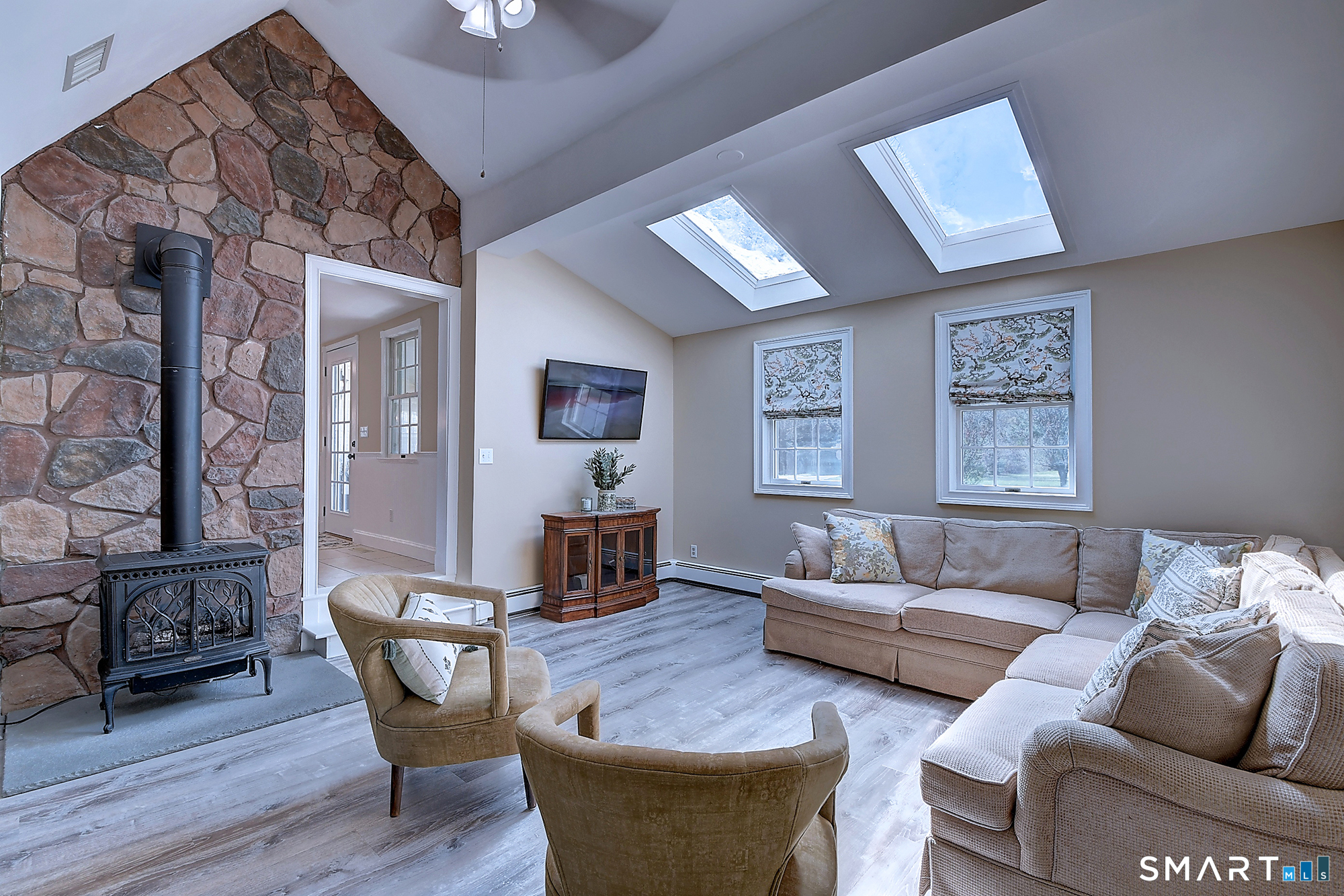 199 Barndoor Hills Road Granby, CT 06035 - Photo 4 of 39