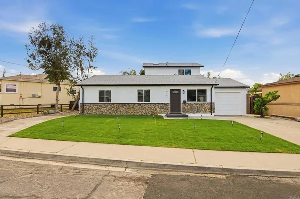 $1,169,000 | 9367 De Camp Drive, La Mesa, CA 91942