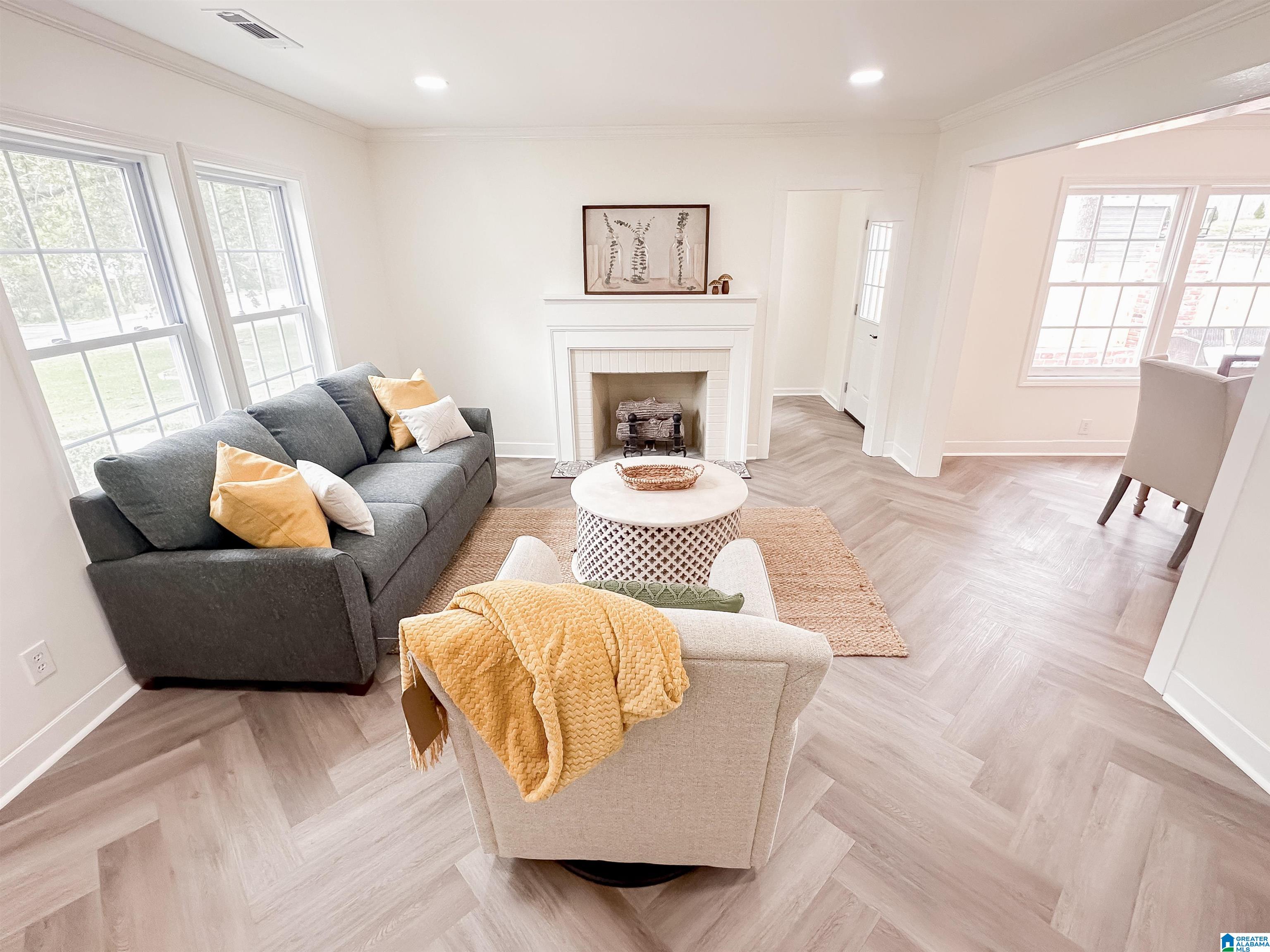1703 Gamble Avenue Jasper, AL 35501 - Photo 4 of 27