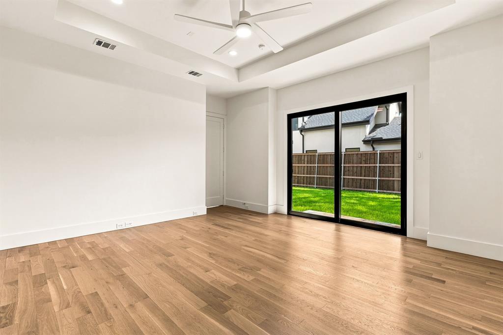 7407 Robin Road Dallas, TX 75209 - Photo 16 of 34 Gallery Image 16