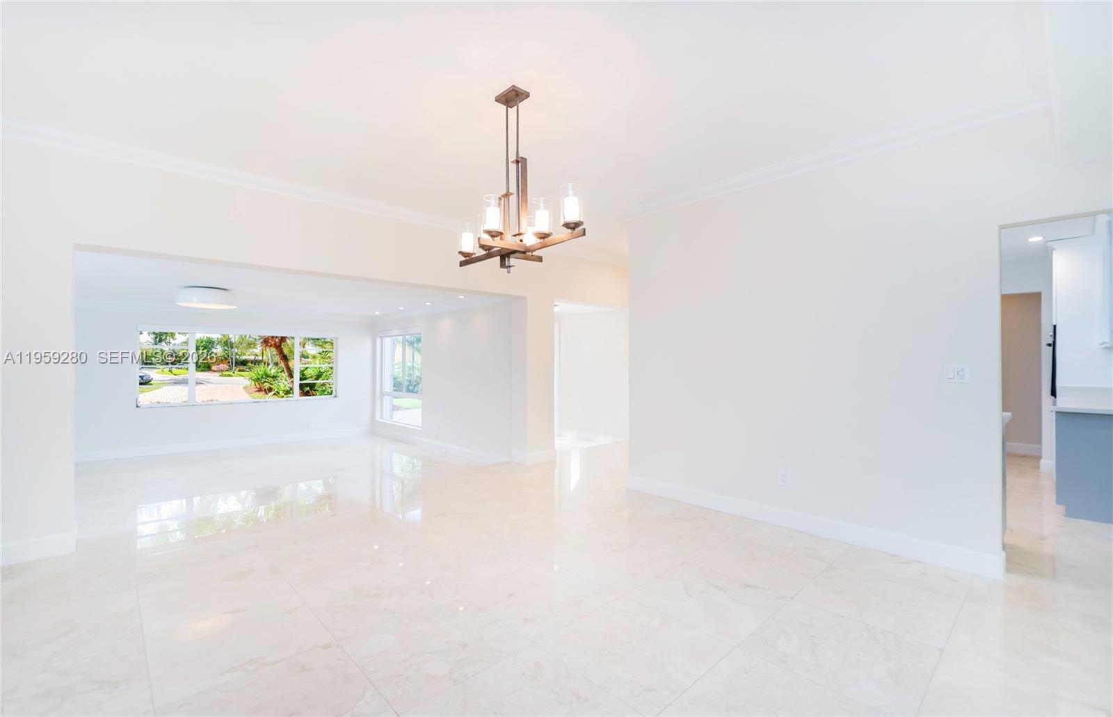 310 Harbor Court Key Biscayne, FL 33149 - Photo 9 of 25