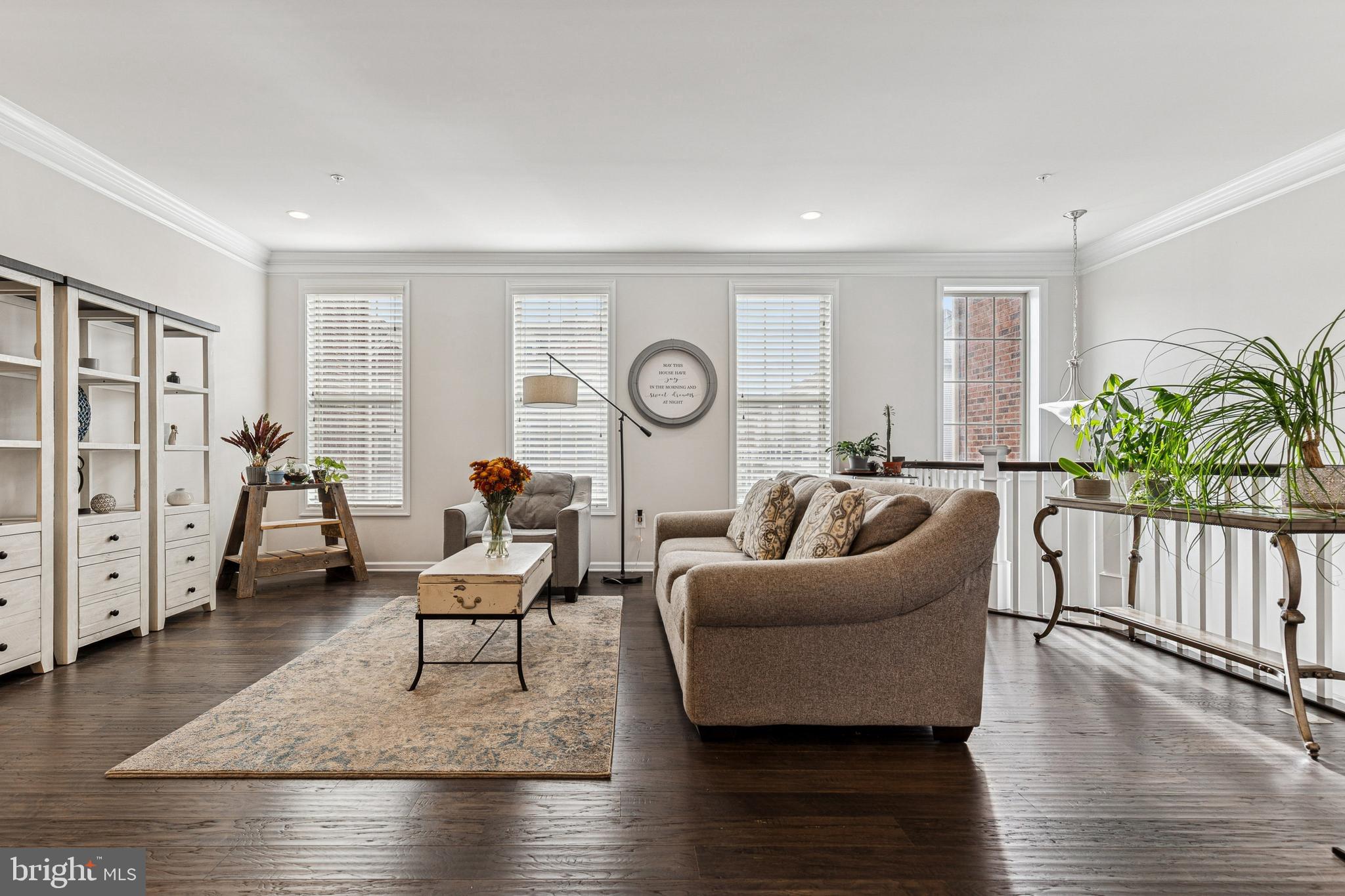 23747 Hopewell Manor Terrace Ashburn, VA 20148 - Photo 14 of 34 Living Room