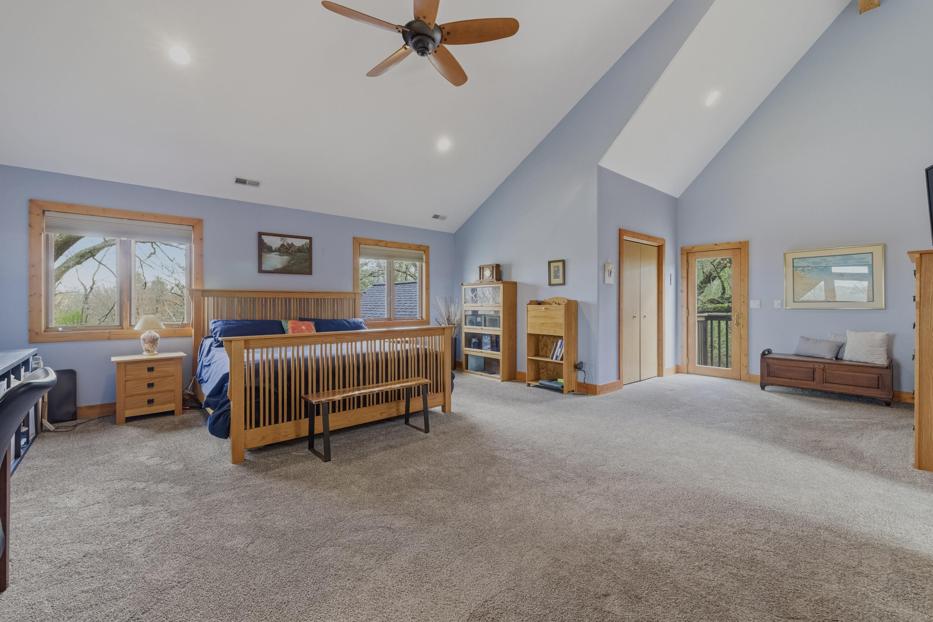 6635 Deerpath Road Lyons, WI 53147 - Photo 18 of 32 Primary suite