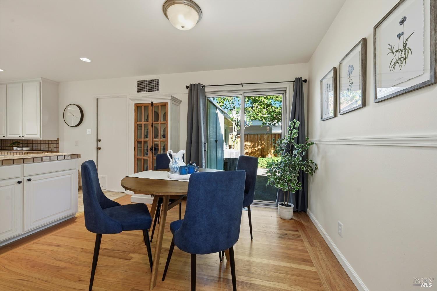 2410 Mendota Way Santa Rosa, CA 95404 - Photo 14 of 16