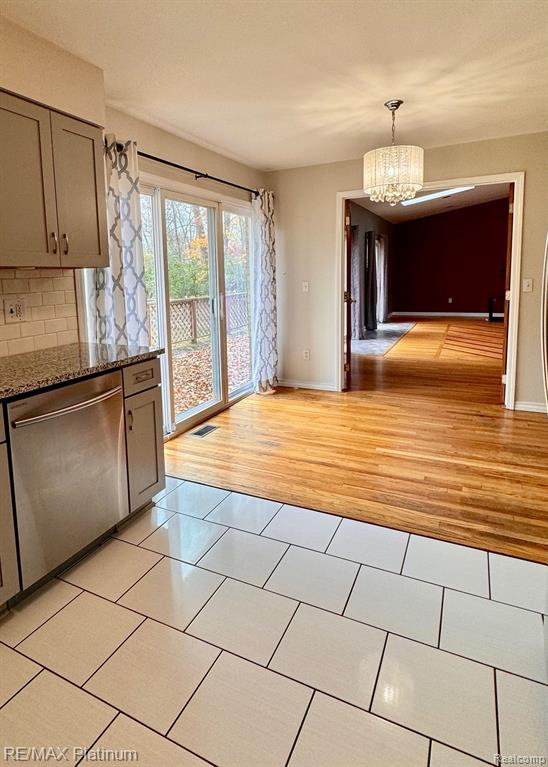 21410 Ruth Street Farmington Hills, MI 48336 - Photo 5 of 21