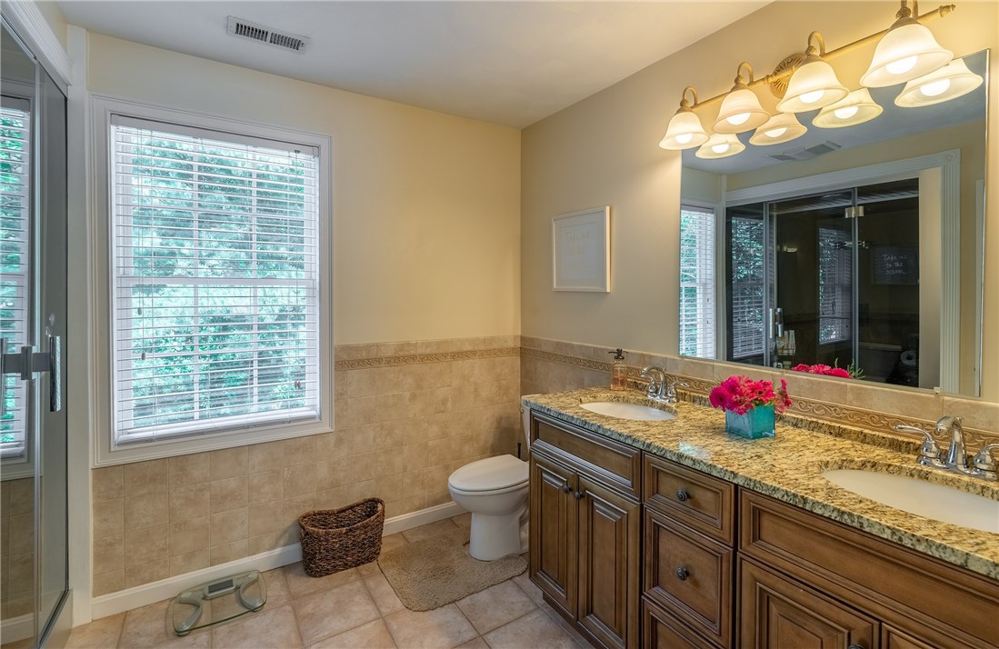 11 Meader Pond Road Lincoln, RI 02865 - Photo 19 of 28