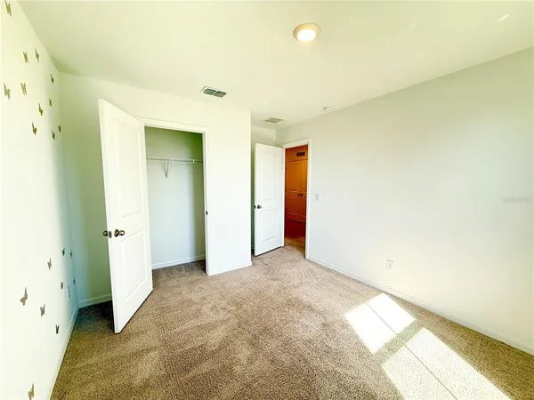 $1,950 | Undisclosed Address, Davenport, FL 33896