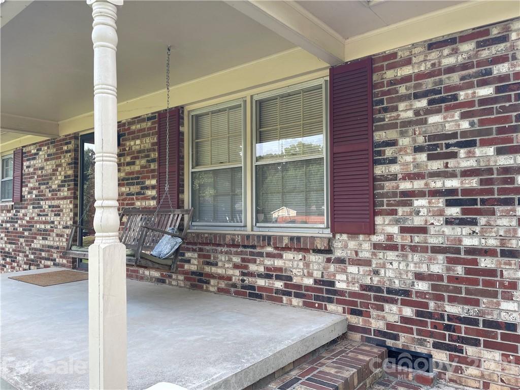 212 Shadowbrook Road Stanley, NC 28164 - Photo 2 of 15 Gallery Image 2