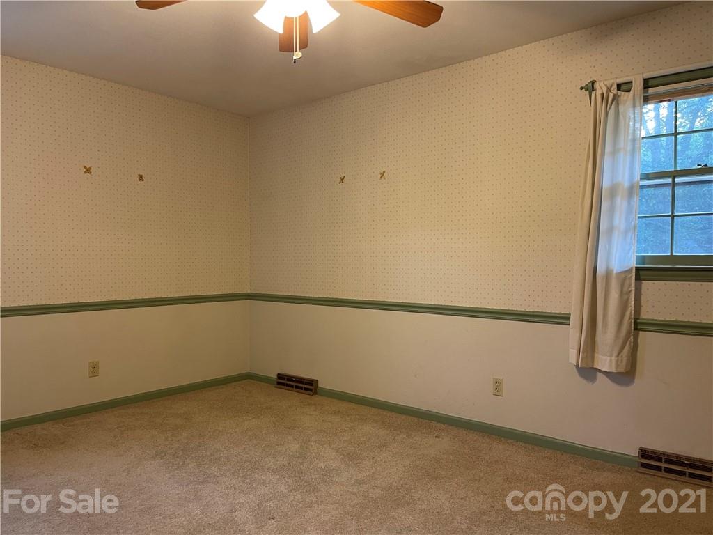 212 Shadowbrook Road Stanley, NC 28164 - Photo 10 of 15 Gallery Image 10