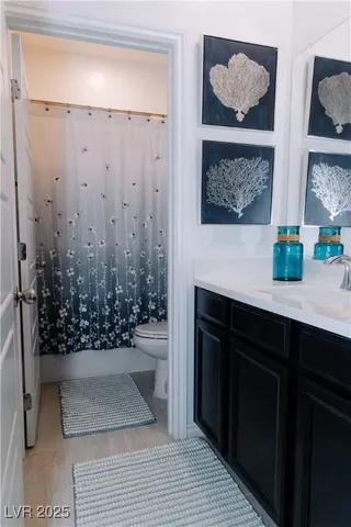 $2,400 | 25 Barbara Lane, Unit 14, Las Vegas, NV 89183