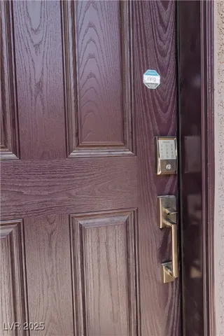 $2,400 | 25 Barbara Lane, Unit 14, Las Vegas, NV 89183