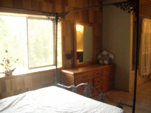 701 Veit Road Newport, WA 99156 - Photo 4 of 9 Gallery Image 4