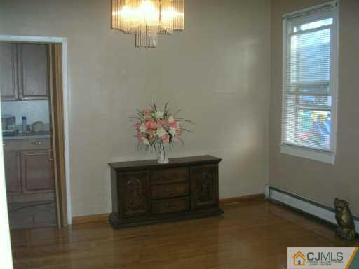 464 Georges Road North Brunswick, NJ 08902 - Photo 5 of 8