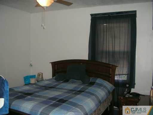 464 Georges Road North Brunswick, NJ 08902 - Photo 7 of 8