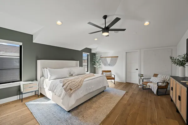 $1,625,000 | 216 South Evergreen Avenue, Arlington Heights, IL 60005