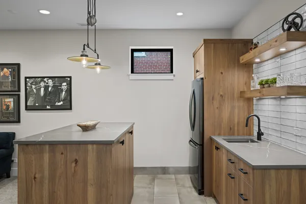 $1,625,000 | 216 South Evergreen Avenue, Arlington Heights, IL 60005