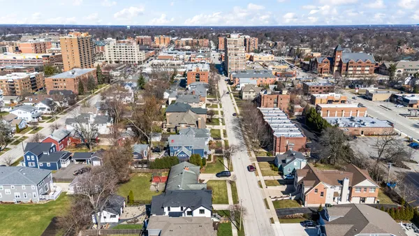 $1,625,000 | 216 South Evergreen Avenue, Arlington Heights, IL 60005
