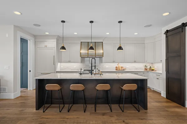 $1,625,000 | 216 South Evergreen Avenue, Arlington Heights, IL 60005