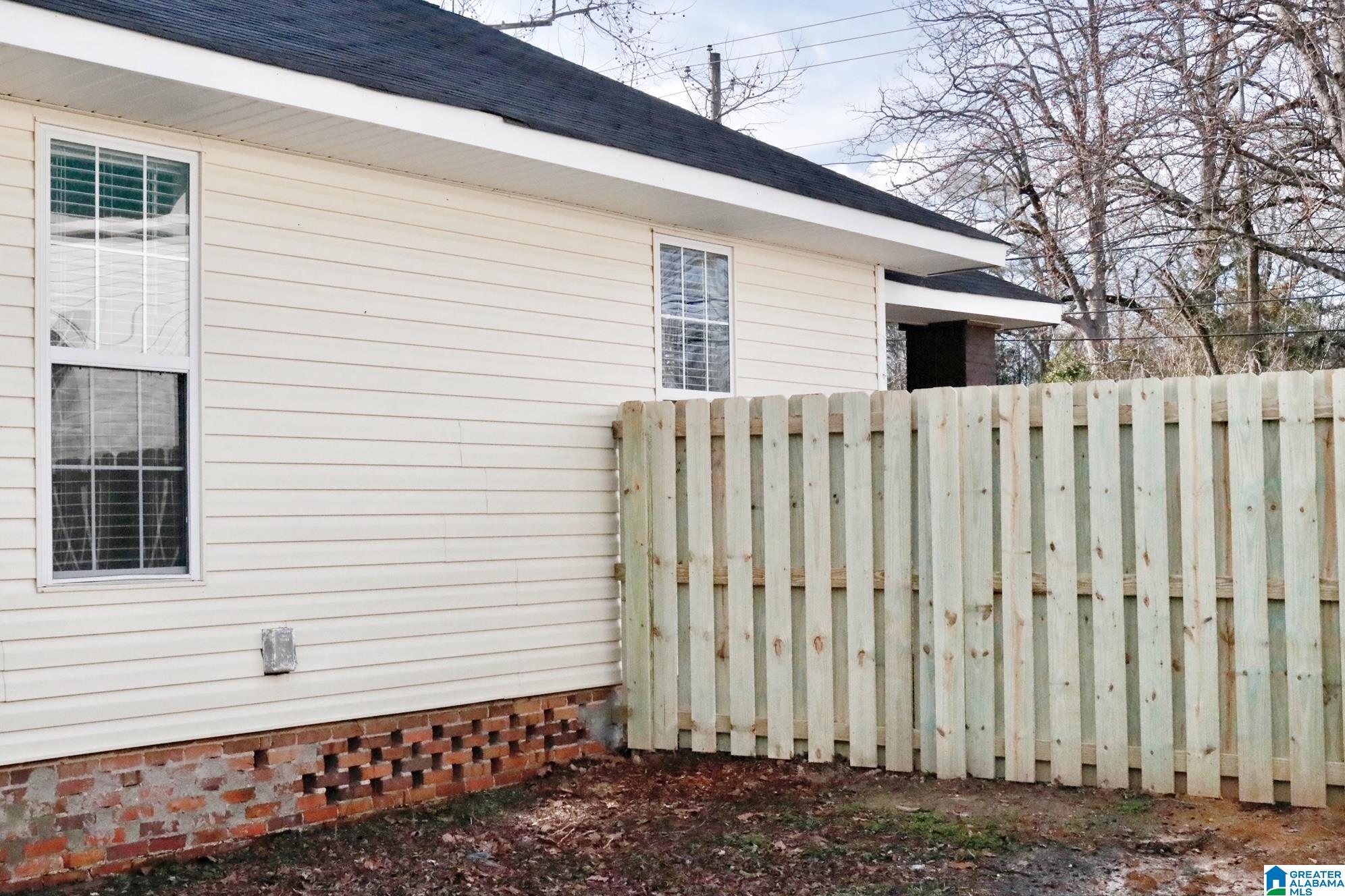 1003 2nd Avenue Clanton, AL 35045 - Photo 4 of 24