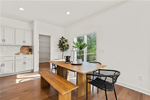 $409,950 | 408 Woodview Drive, Raymore, MO 64083