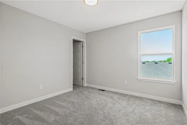 $409,950 | 408 Woodview Drive, Raymore, MO 64083