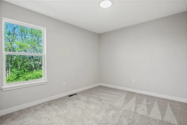 $409,950 | 408 Woodview Drive, Raymore, MO 64083