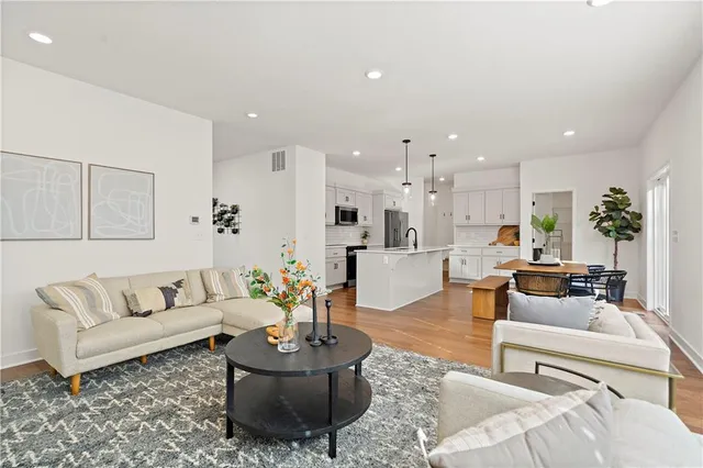 $409,950 | 408 Woodview Drive, Raymore, MO 64083