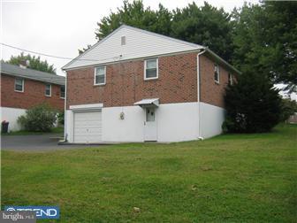 923 Rocklynn Road Springfield, PA 19064 - Photo 12 of 12 Exterior Back