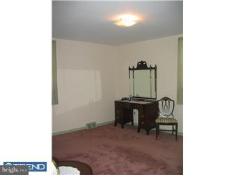 923 Rocklynn Road Springfield, PA 19064 - Photo 5 of 12 Bedroom - Main