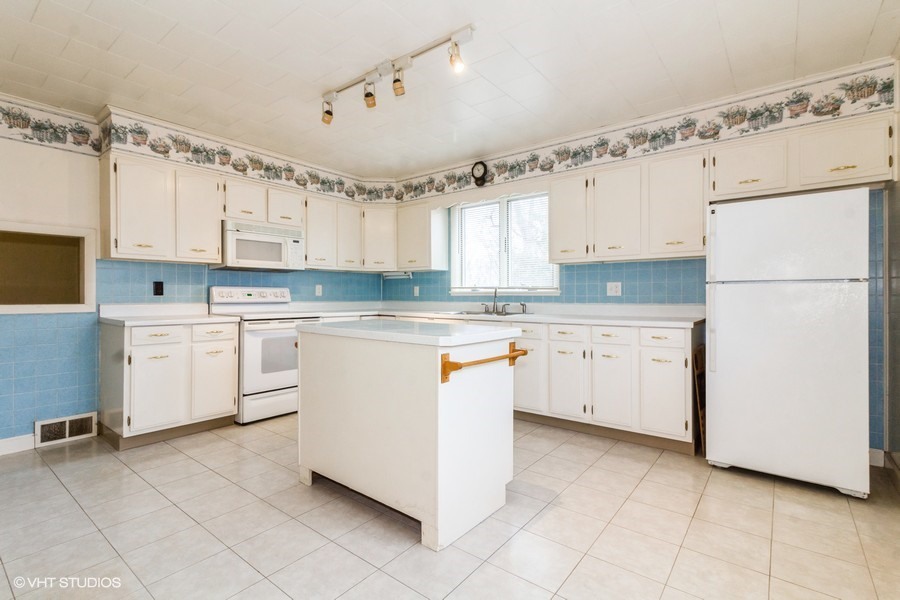 918 1742 Road Ottawa, IL 61350 - Photo 6 of 18 Gallery Image 6